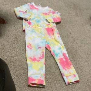 Matching tye die sweatsuit cat& jack from target size 2 T only worn once.